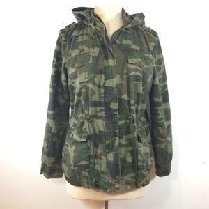 Outer Edge Camo Hooded Zip Front Green Utility Jacket size Large